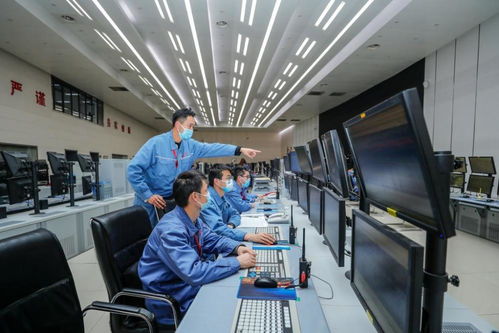 新華全媒+ | 智能巡檢、智慧施工、智控工廠——記者實(shí)地探訪5G+工業(yè)互聯(lián)網(wǎng)應(yīng)用成效